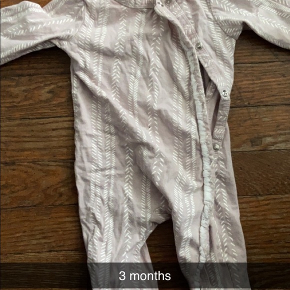 I’m selling baby clothes - Picture 7 of 12